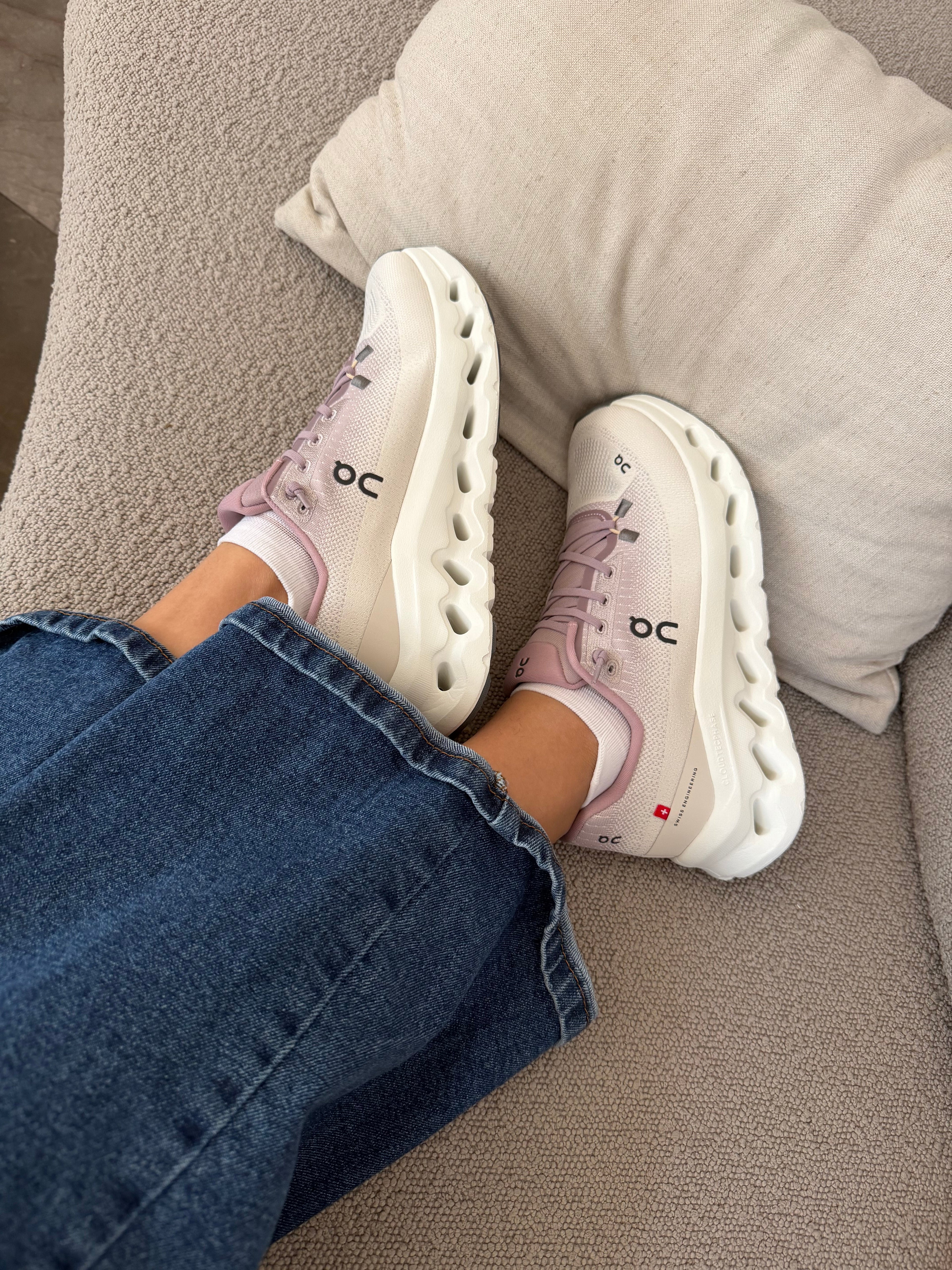 On Cloudtill Cinder Pink