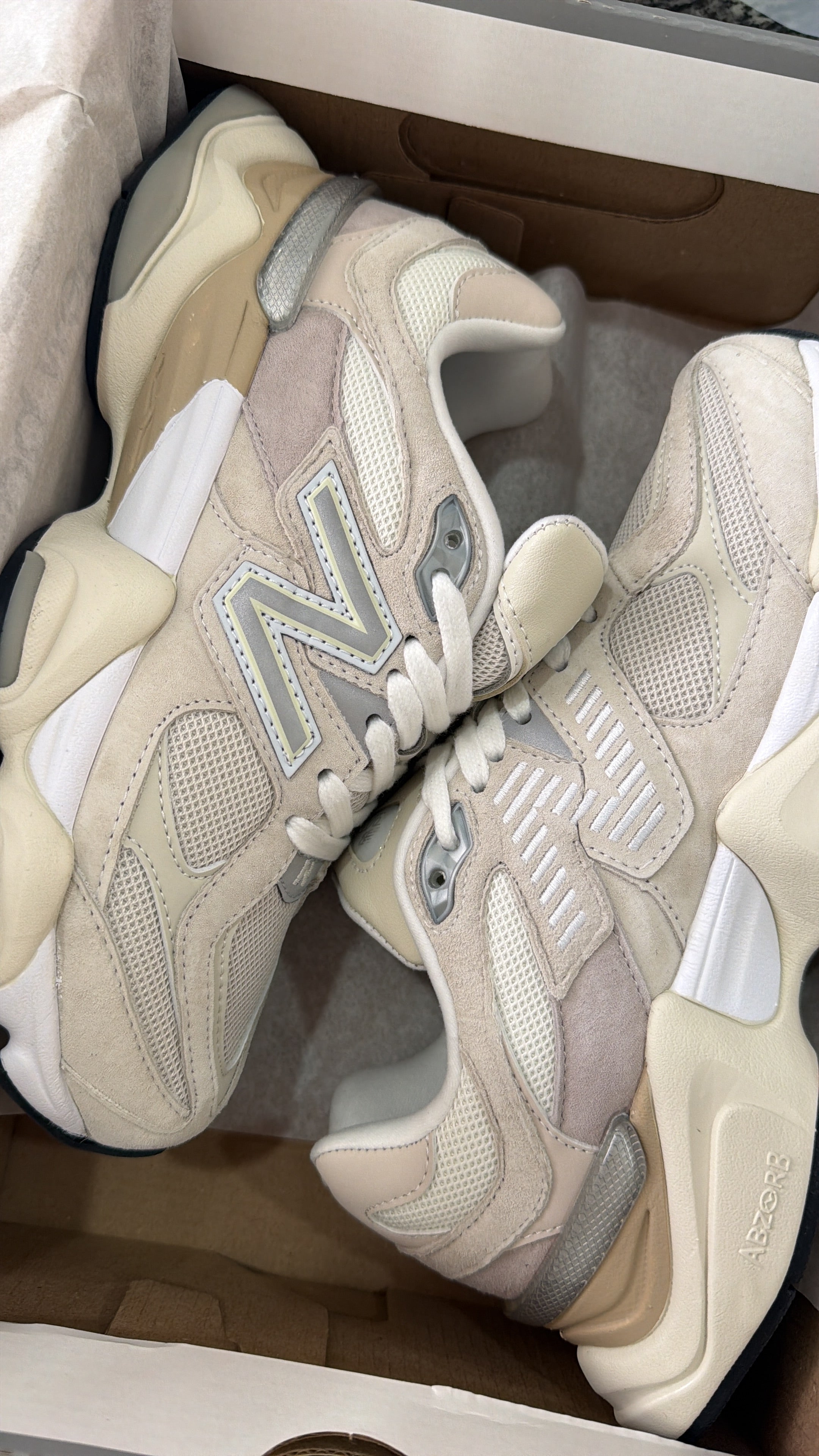 New Balance 9060 sea Salt